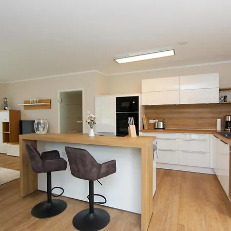 度假居 Darsskoenig