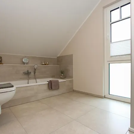 度假居 Darsskoenig 普雷罗